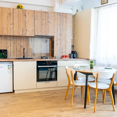 Sea Side Apartment *